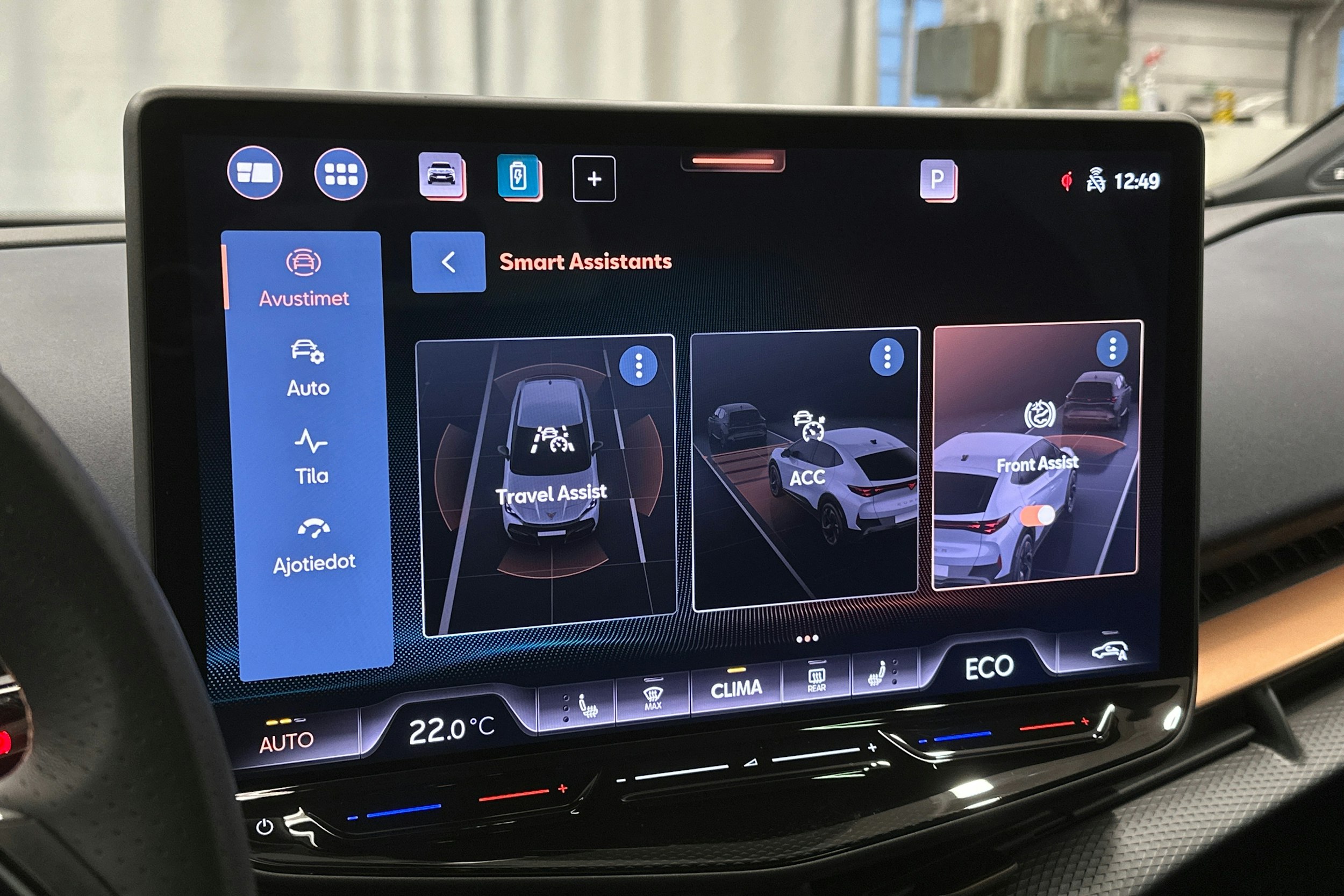 keltainen CUPRA Tavascan 2025 kuva 26.