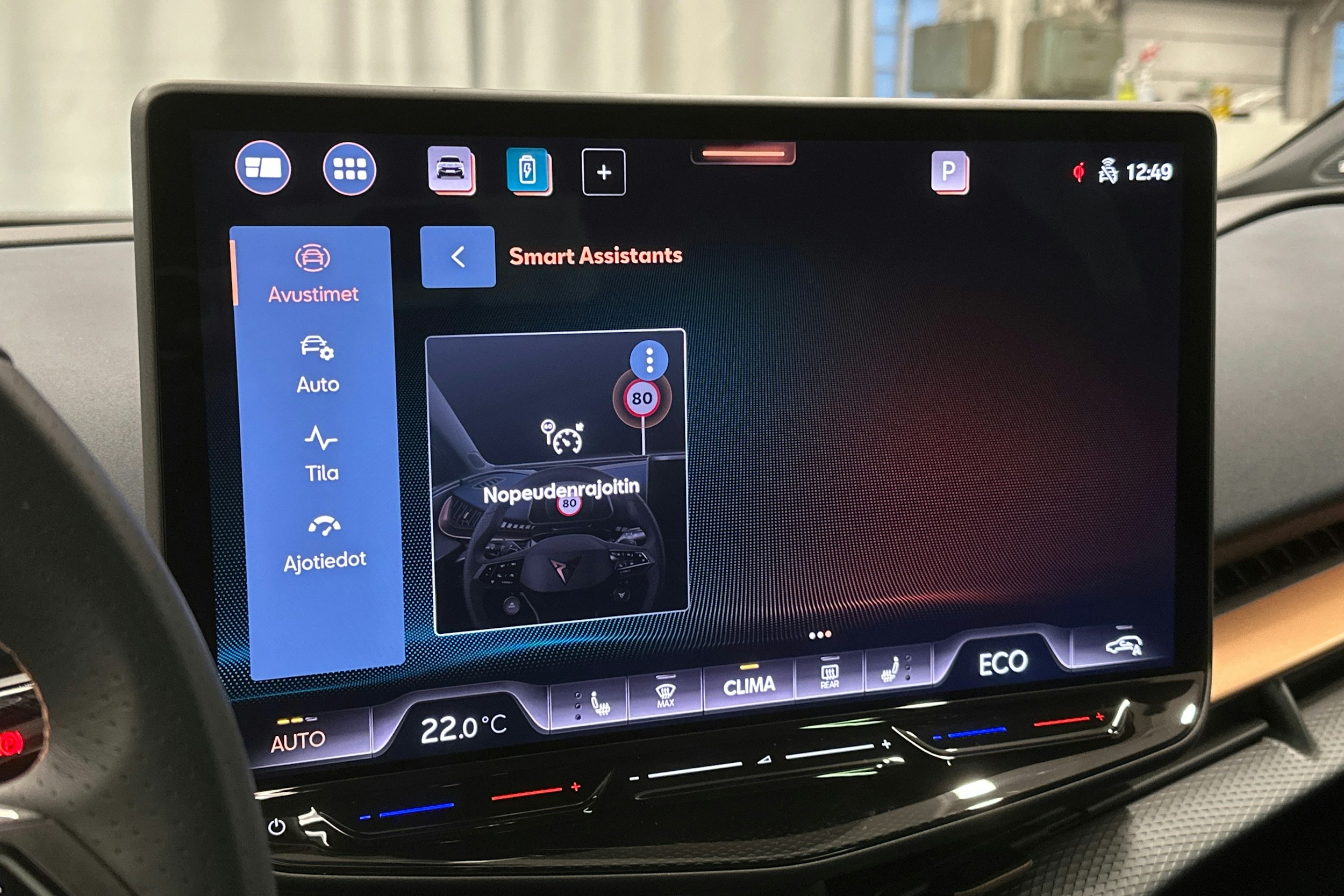 keltainen CUPRA Tavascan 2025 kuva 27.