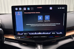 valkoinen CUPRA Tavascan 2025 kuva 22.