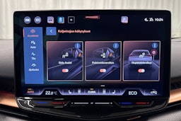 valkoinen CUPRA Tavascan 2025 kuva 26.