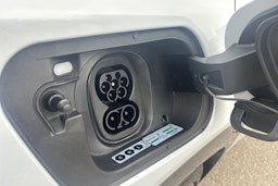 met. harmaa CUPRA Tavascan 2025 kuva 17.