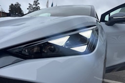 met. harmaa CUPRA Tavascan 2025 kuva 18.