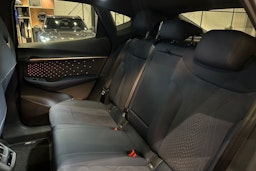 sininen CUPRA Tavascan 2025 kuva 8.