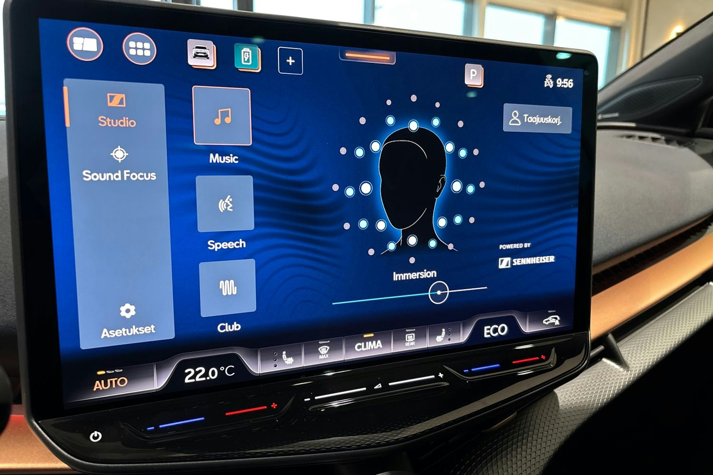 ruskea (beige) CUPRA Tavascan 2025 kuva 15.