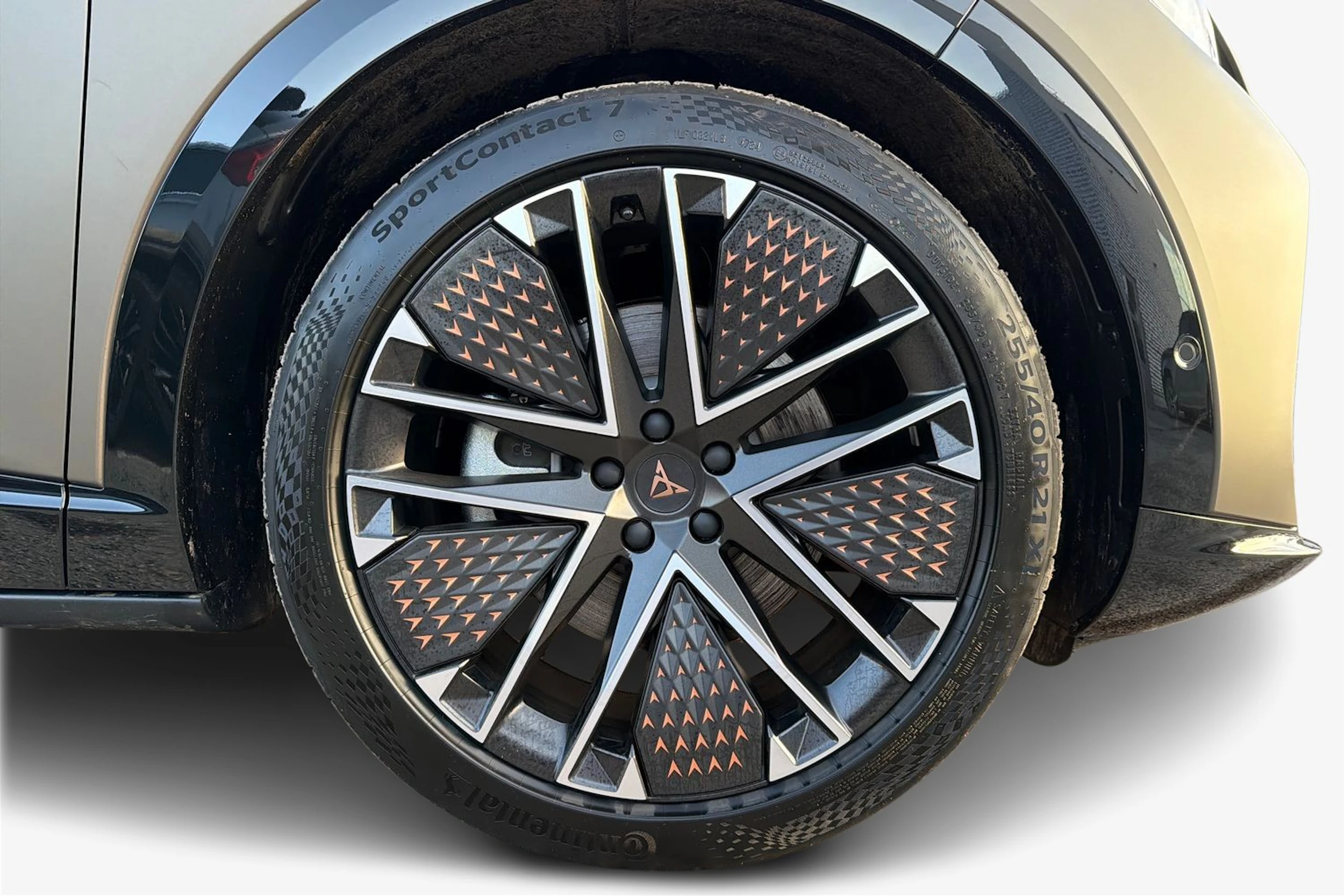 ruskea (beige) CUPRA Tavascan 2025 kuva 9.