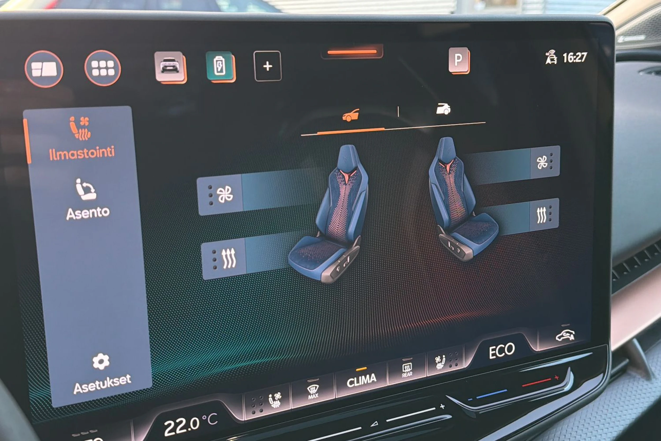 ruskea (beige) CUPRA Tavascan 2025 kuva 16.