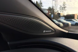 ruskea (beige) CUPRA Tavascan 2025 kuva 17.