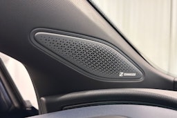 sininen CUPRA Tavascan 2026 kuva 14.