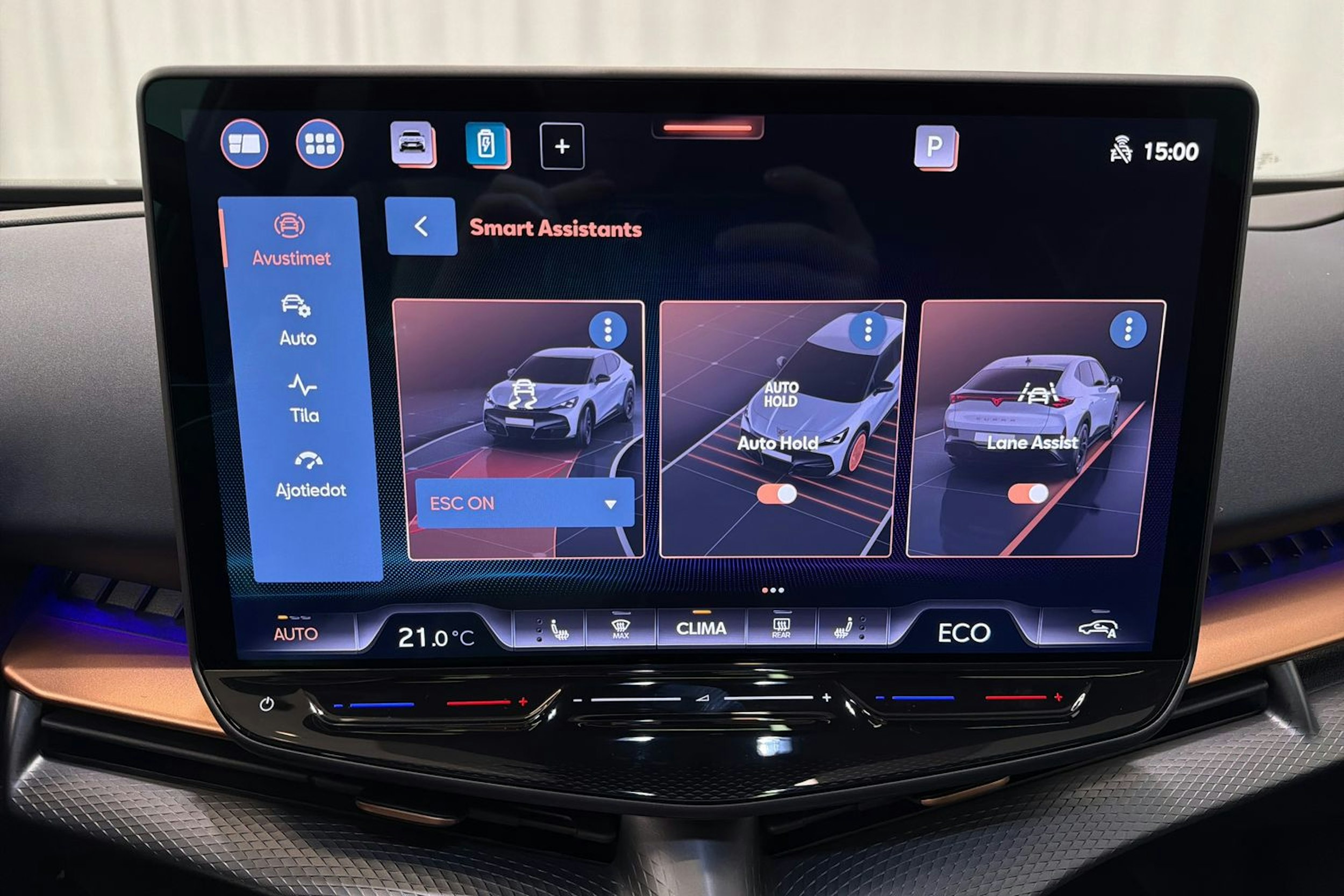 sininen CUPRA Tavascan 2026 kuva 26.