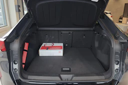 harmaa CUPRA Tavascan 2026 kuva 12.