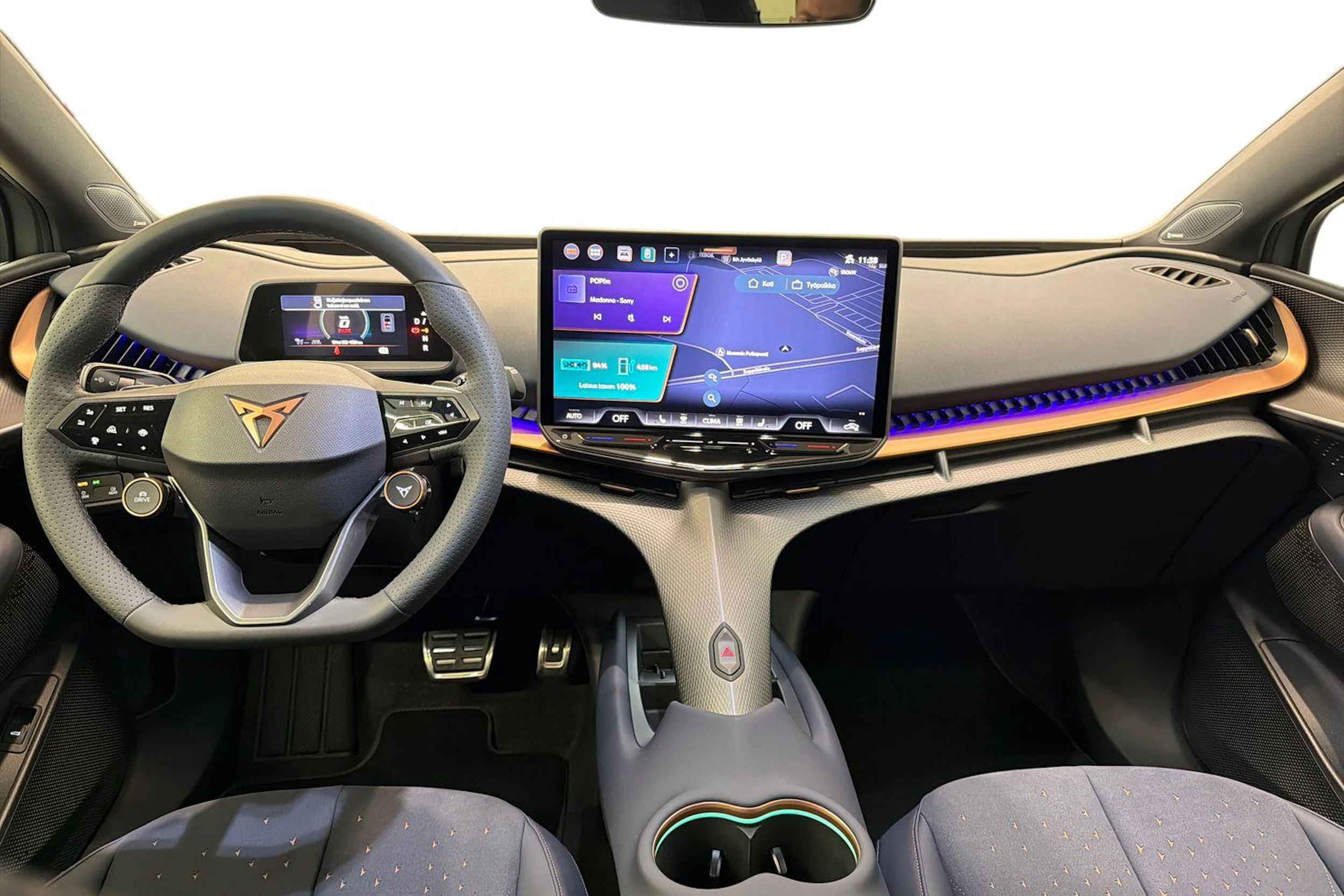 ruskea (beige) CUPRA Tavascan 2026 kuva 7.