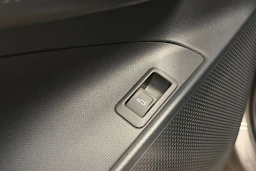 ruskea (beige) CUPRA Tavascan 2026 kuva 12.