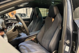 met. sininen CUPRA Tavascan 2026 kuva 10.