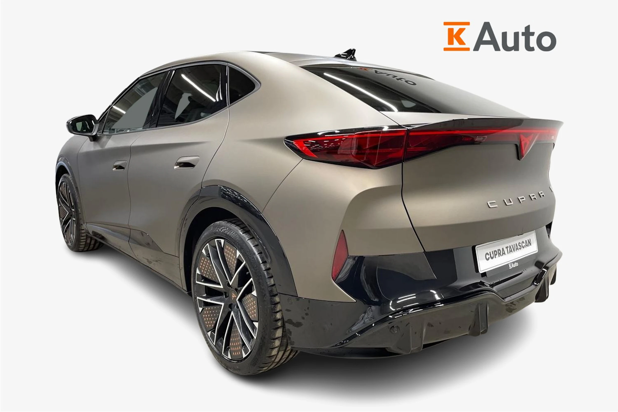 met. ruskea (beige) CUPRA Tavascan 2026 kuva 2.