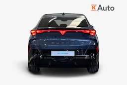 sininen CUPRA Tavascan 2026 kuva 3.