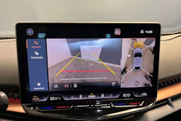 sininen CUPRA Tavascan 2026 kuva 13.
