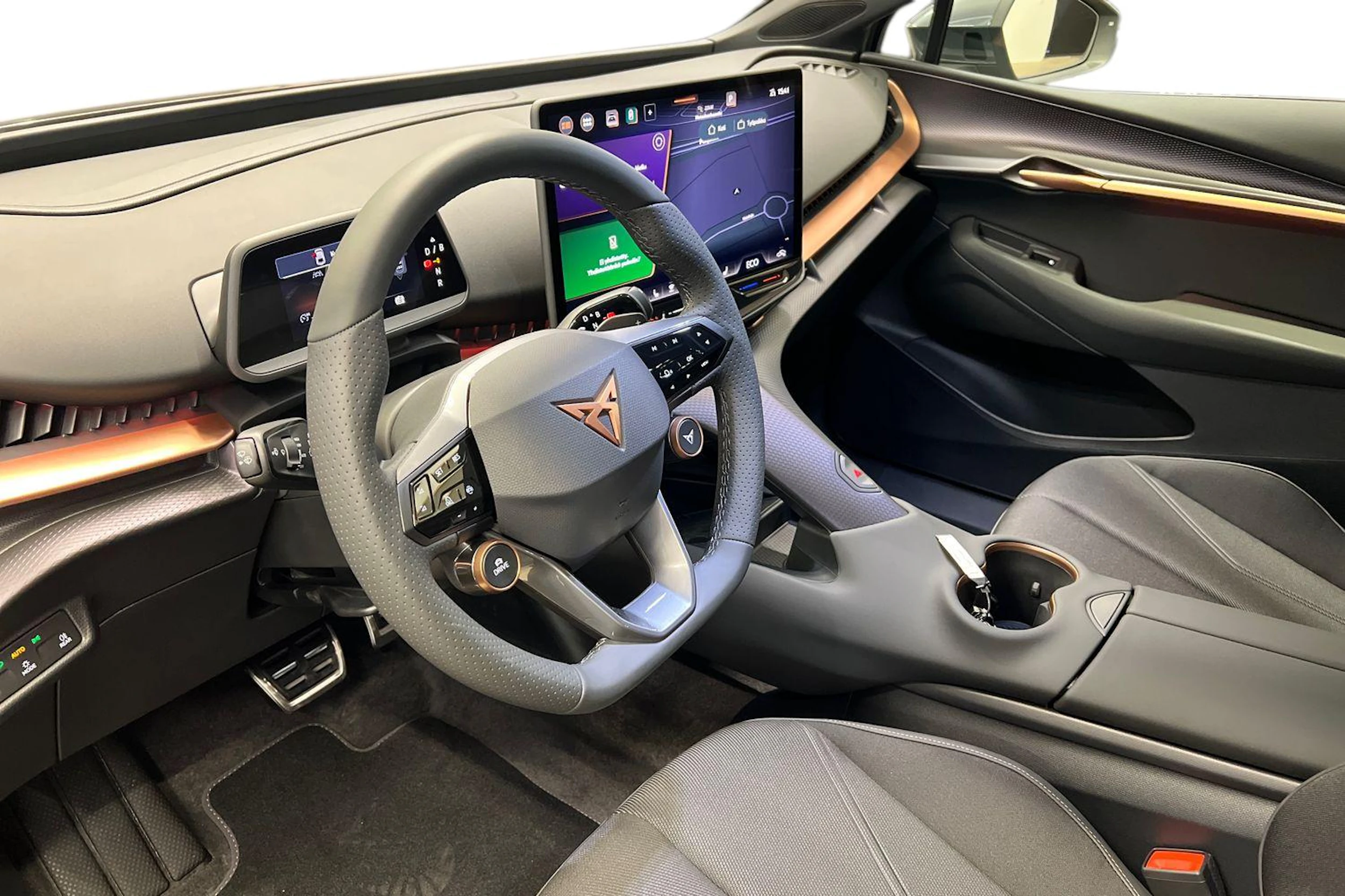 met. ruskea (beige) CUPRA Tavascan 2026 kuva 6.