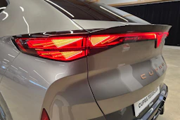 met. ruskea (beige) CUPRA Tavascan 2026 kuva 16.