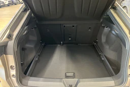 met. ruskea (beige) CUPRA Tavascan 2026 kuva 16.