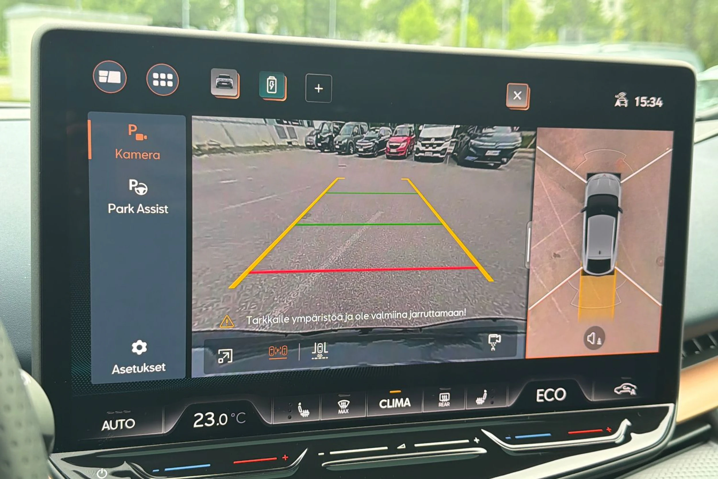 harmaa CUPRA Tavascan 2026 kuva 16.