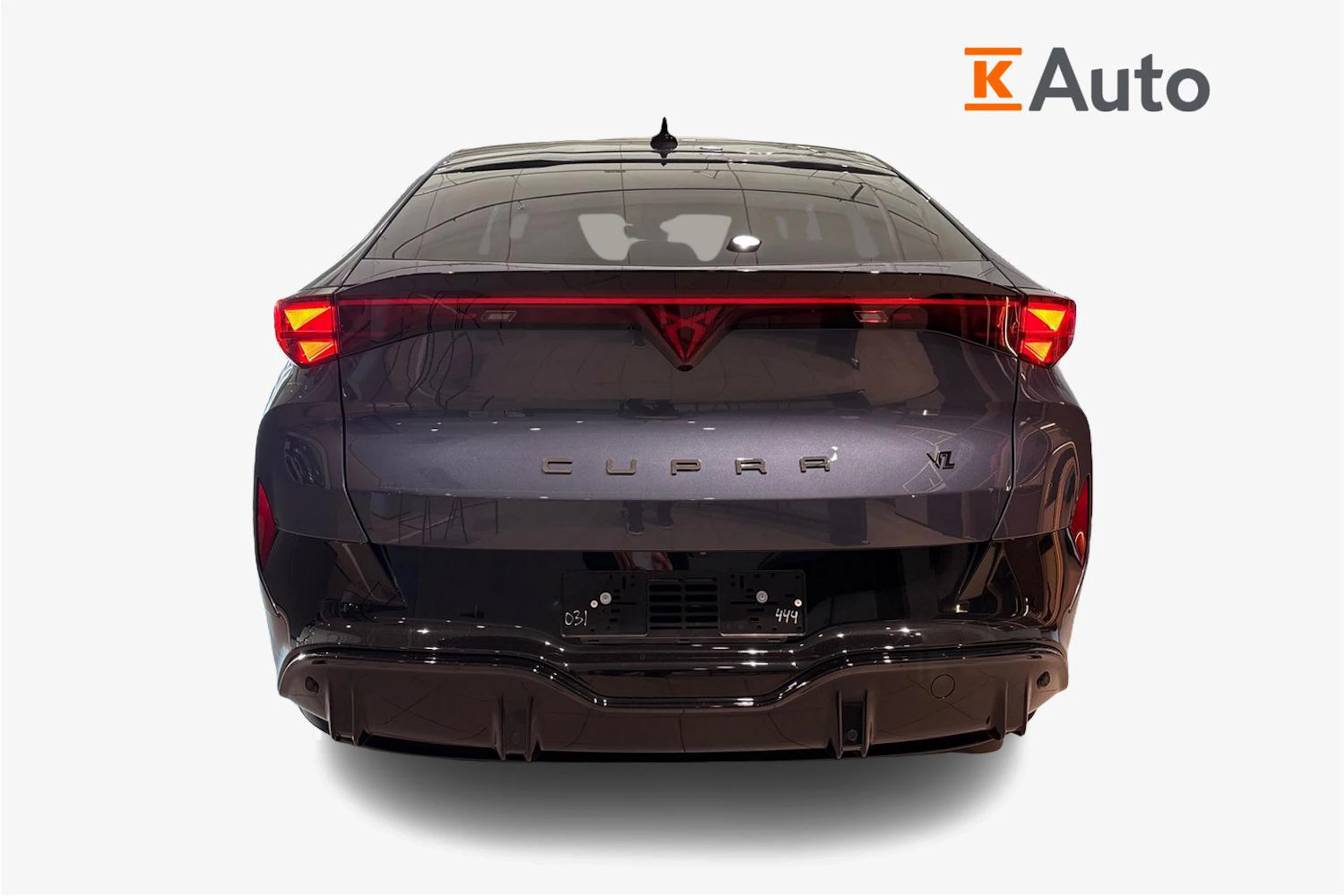 sininen CUPRA Tavascan 2026 kuva 3.