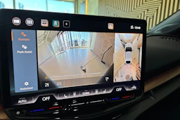 sininen CUPRA Tavascan 2026 kuva 14.