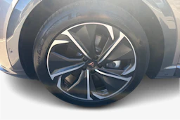 ruskea (beige) CUPRA Tavascan 2026 kuva 9.