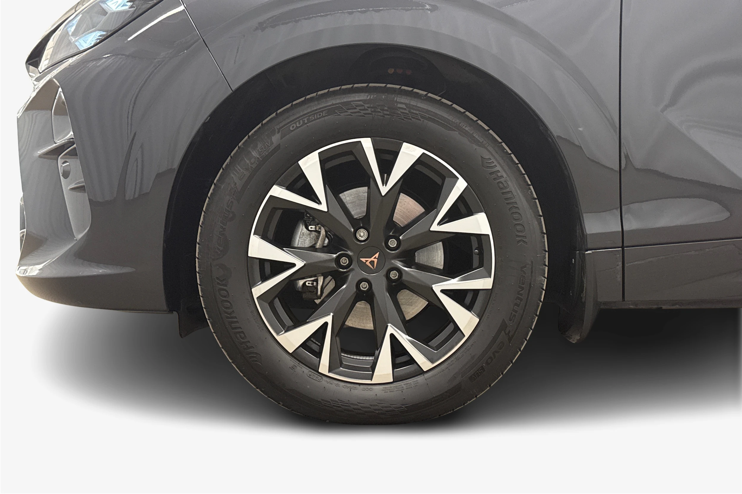 harmaa CUPRA Terramar 2025 kuva 9.