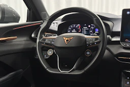 harmaa CUPRA Terramar 2025 kuva 11.