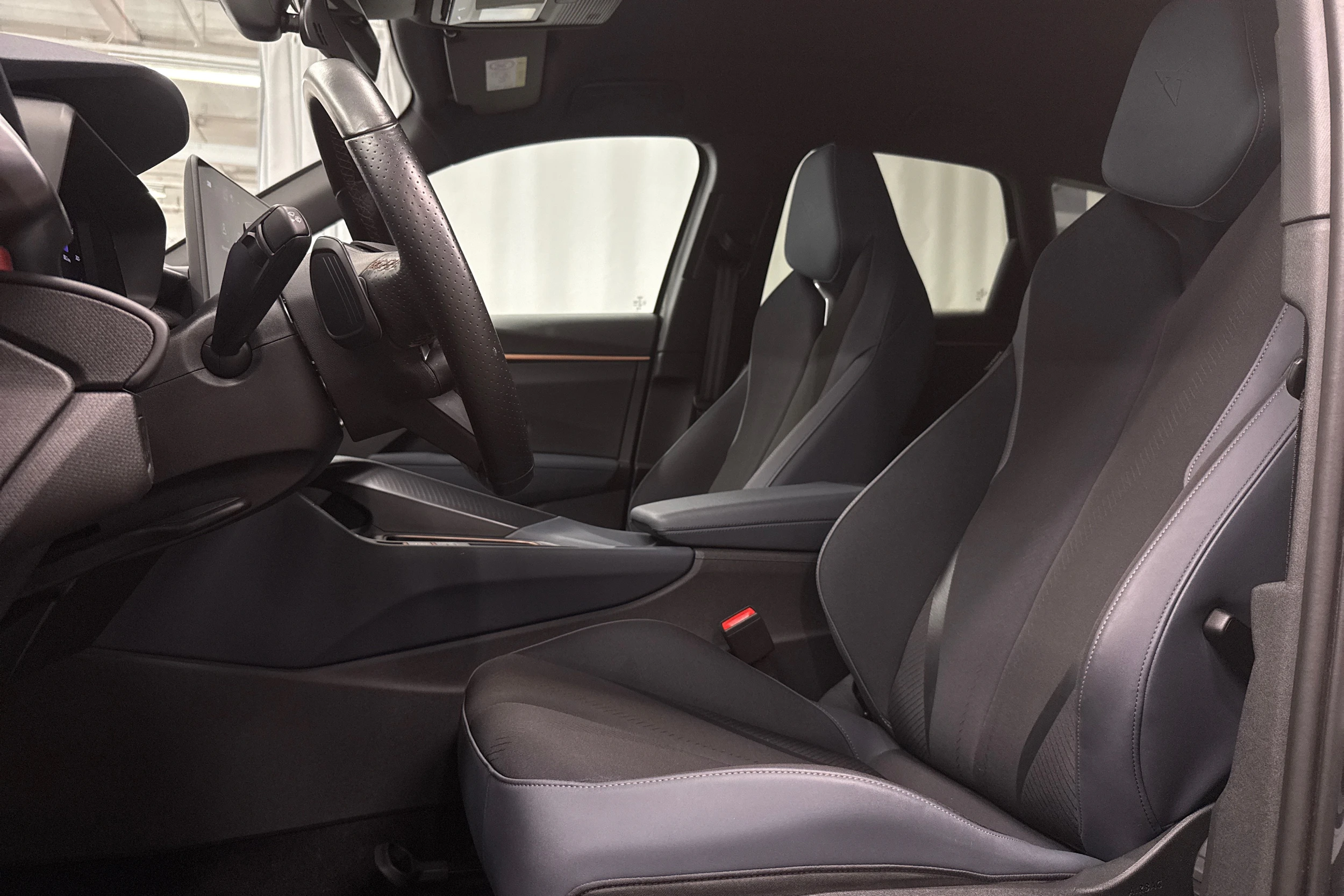 harmaa CUPRA Terramar 2025 kuva 22.