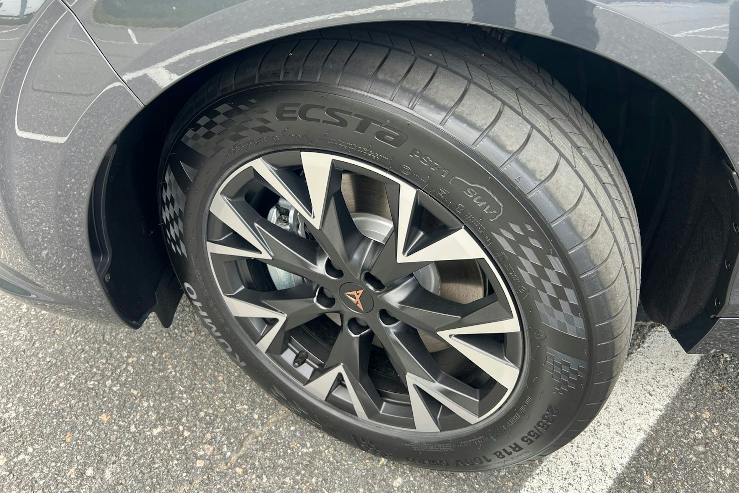 harmaa CUPRA Terramar 2025 kuva 10.