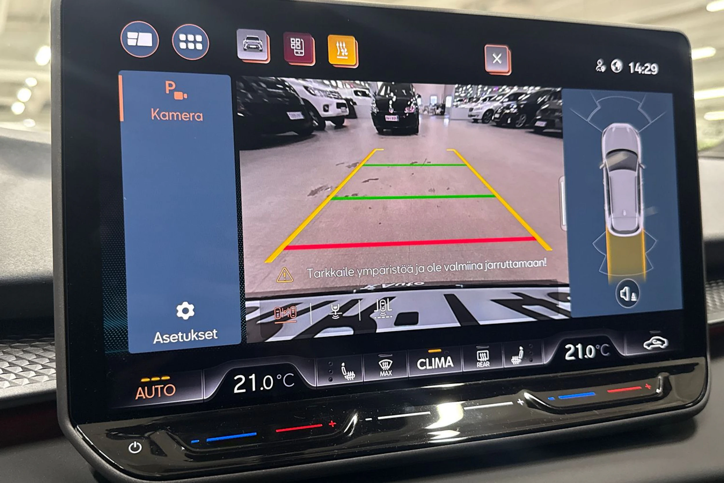 sininen CUPRA Terramar 2026 kuva 16.