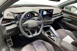 met. valkoinen CUPRA Terramar 2025 kuva 6.