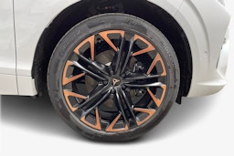 met. valkoinen CUPRA Terramar 2025 kuva 9.