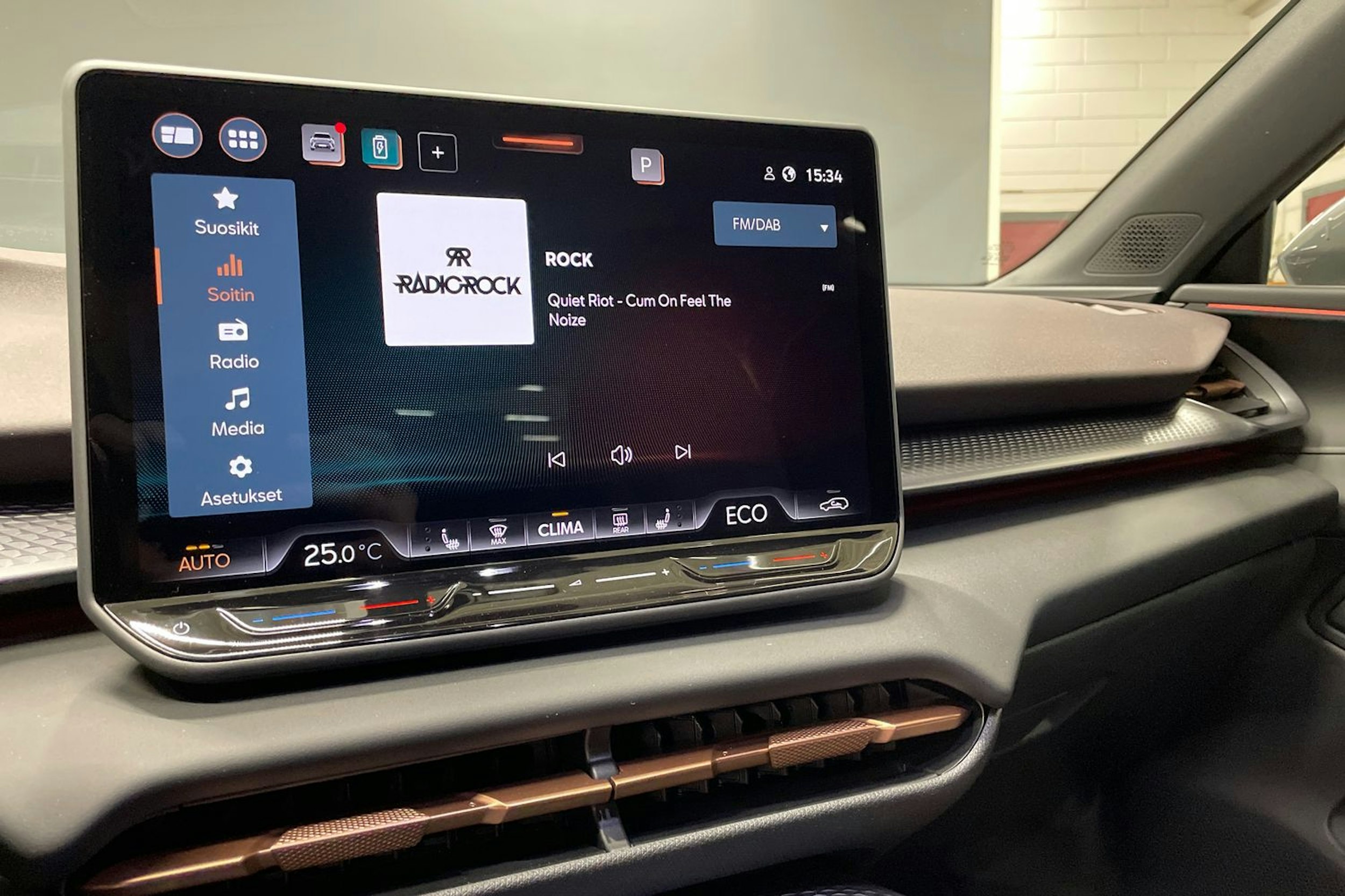 met. valkoinen CUPRA Terramar 2025 kuva 12.