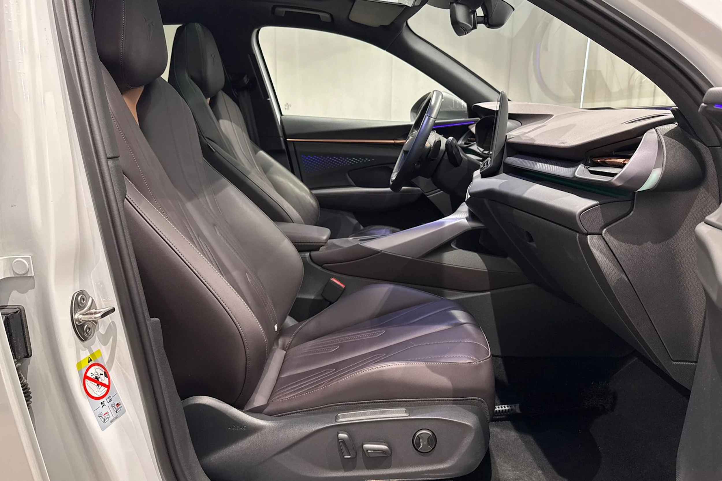 met. Valkoinen CUPRA Terramar 2025 kuva 72.