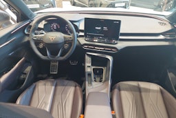 met. Valkoinen CUPRA Terramar 2025 kuva 7.