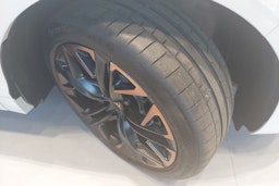 met. Valkoinen CUPRA Terramar 2025 kuva 10.