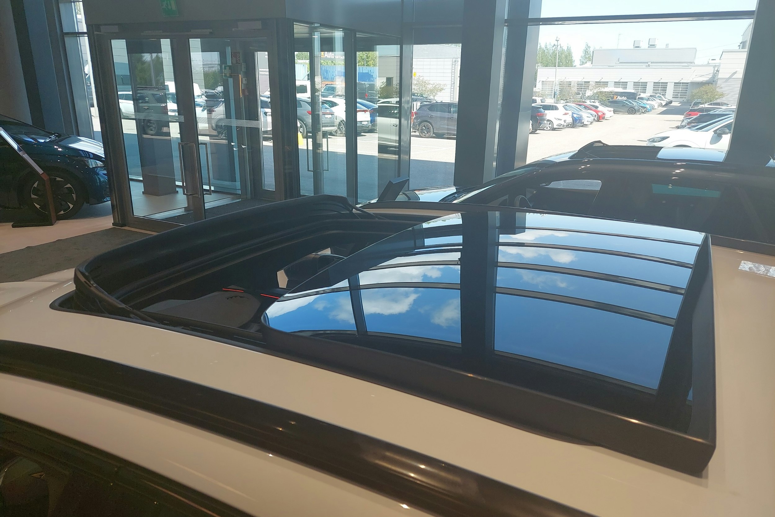 met. Valkoinen CUPRA Terramar 2025 kuva 11.