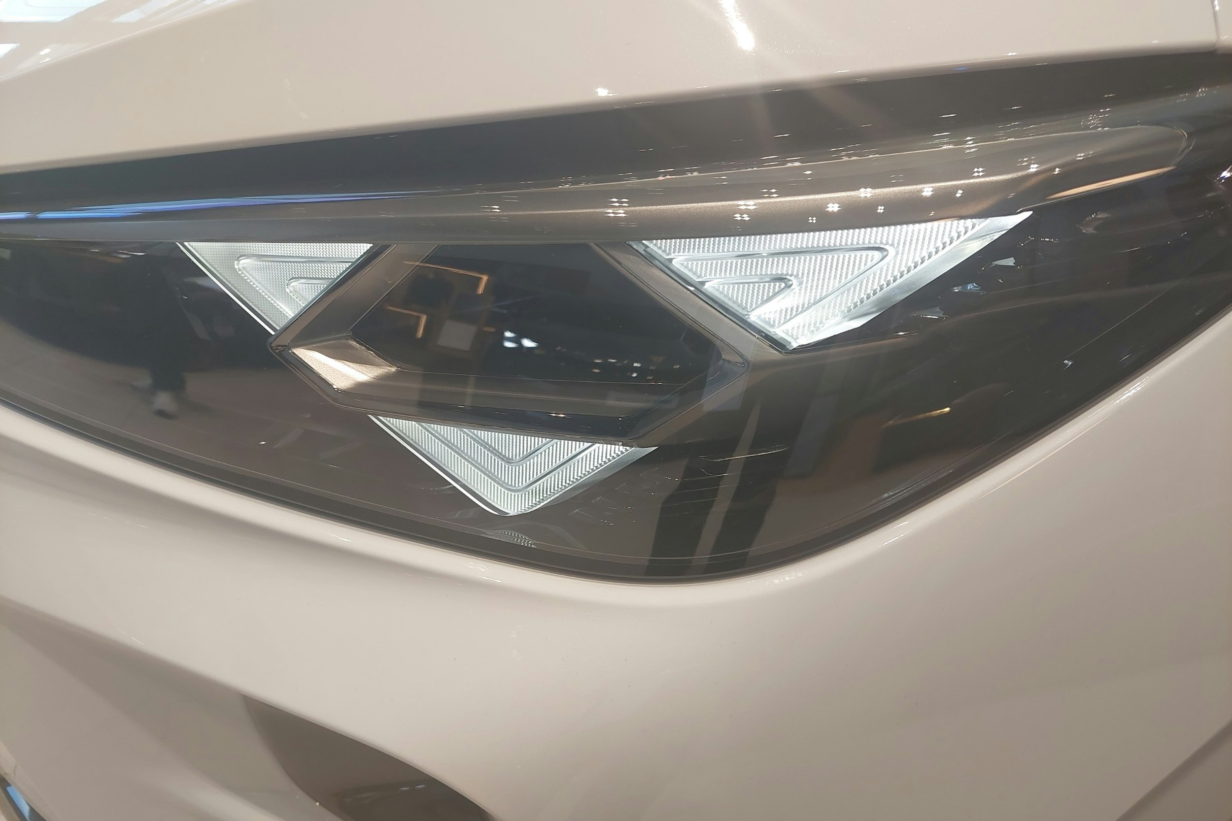 met. Valkoinen CUPRA Terramar 2025 kuva 21.