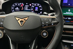 musta CUPRA Terramar 2025 kuva 13.
