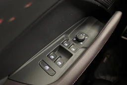 harmaa CUPRA Terramar 2025 kuva 15.