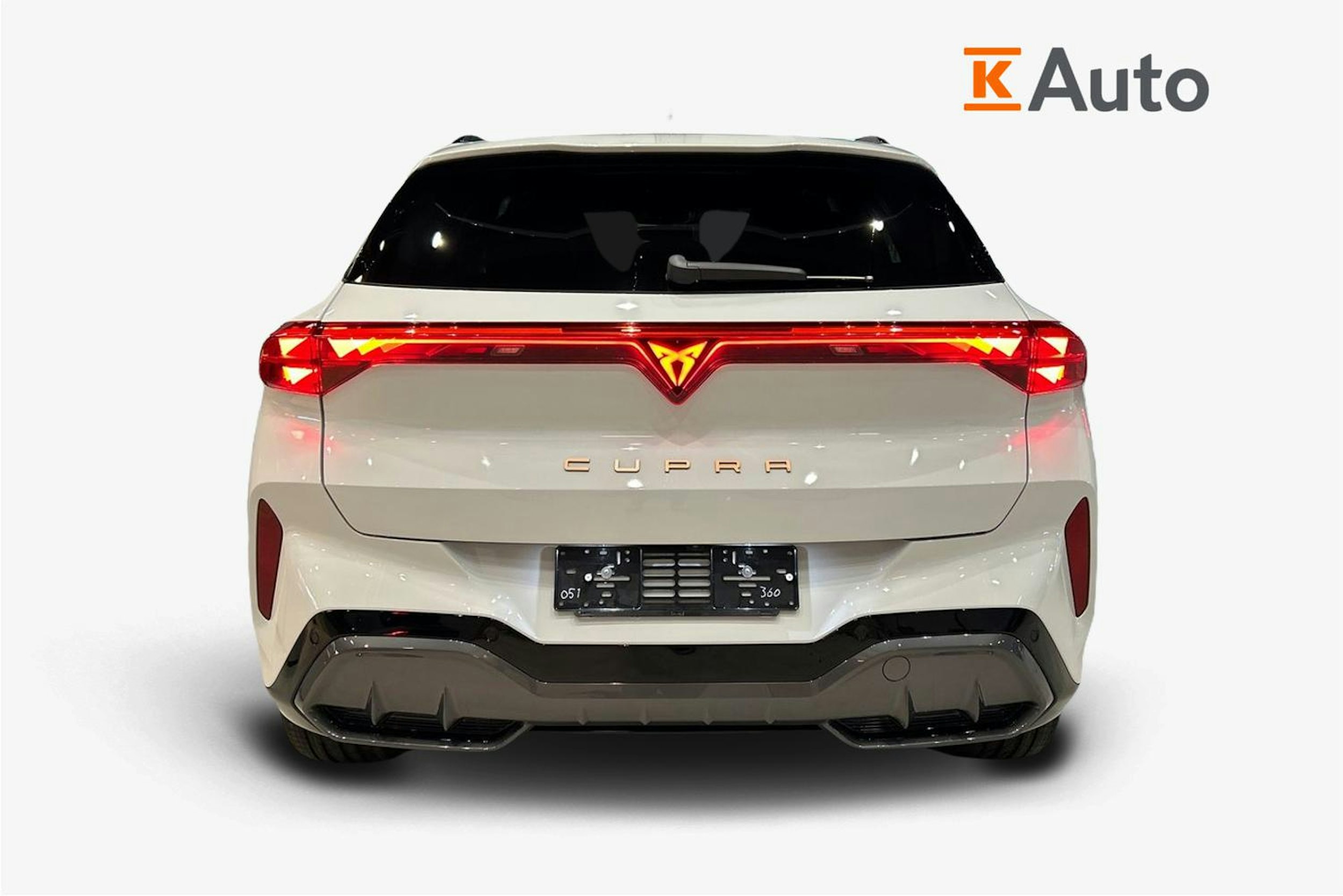 valkoinen CUPRA Terramar 2025 kuva 3.