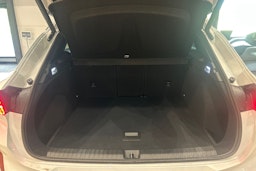 valkoinen CUPRA Terramar 2025 kuva 10.