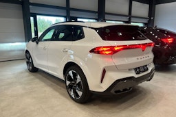 valkoinen CUPRA Terramar 2025 kuva 14.