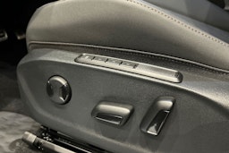 harmaa CUPRA Terramar 2025 kuva 11.