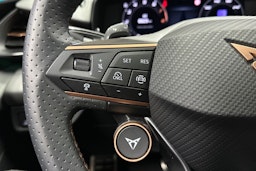 harmaa CUPRA Terramar 2025 kuva 26.