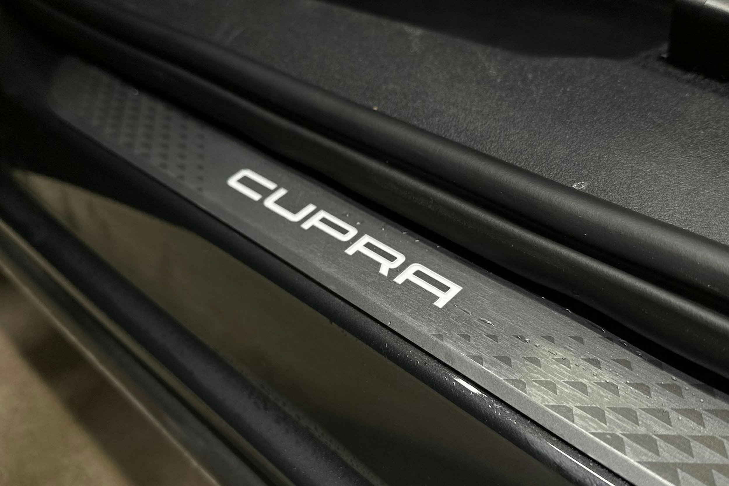 harmaa CUPRA Terramar 2025 kuva 30.