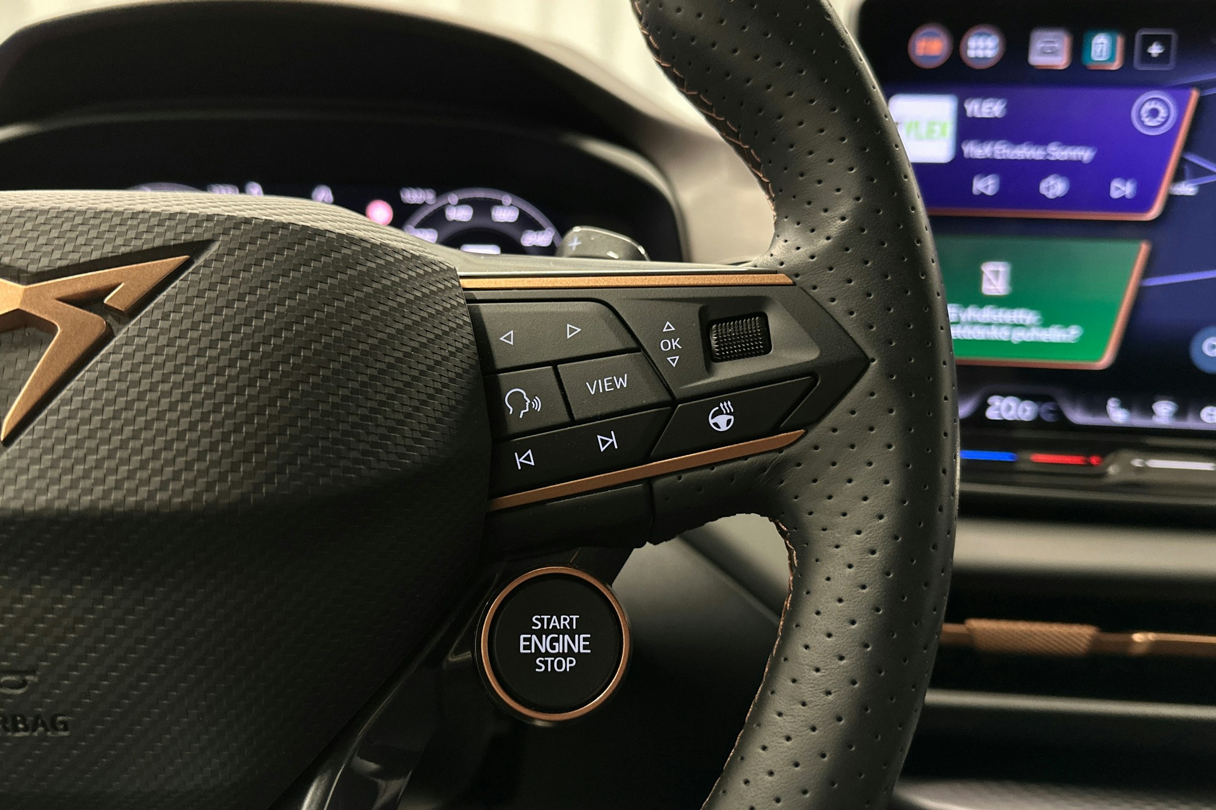 musta CUPRA Terramar 2025 kuva 15.