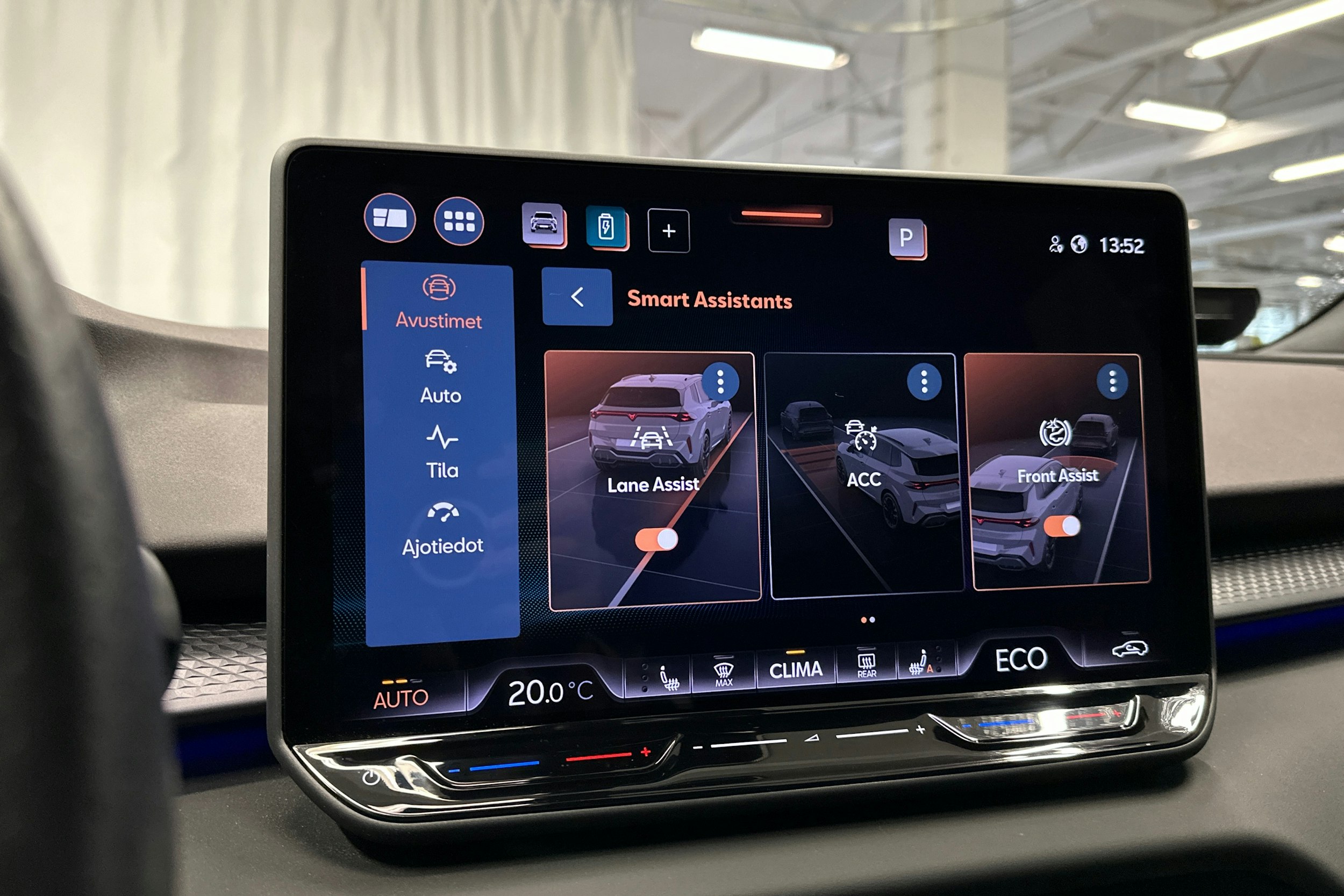 musta CUPRA Terramar 2025 kuva 18.